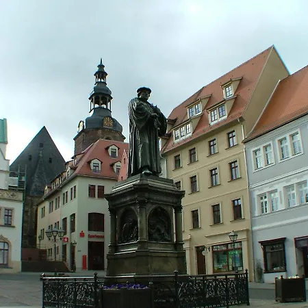 Garni Zur Lutherstadt فندق 3*