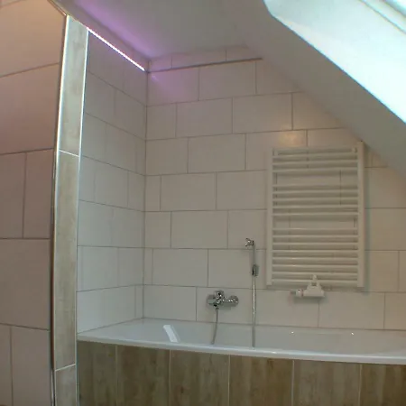 Garni Zur Lutherstadt فندق لوثرستادت ايسليبن