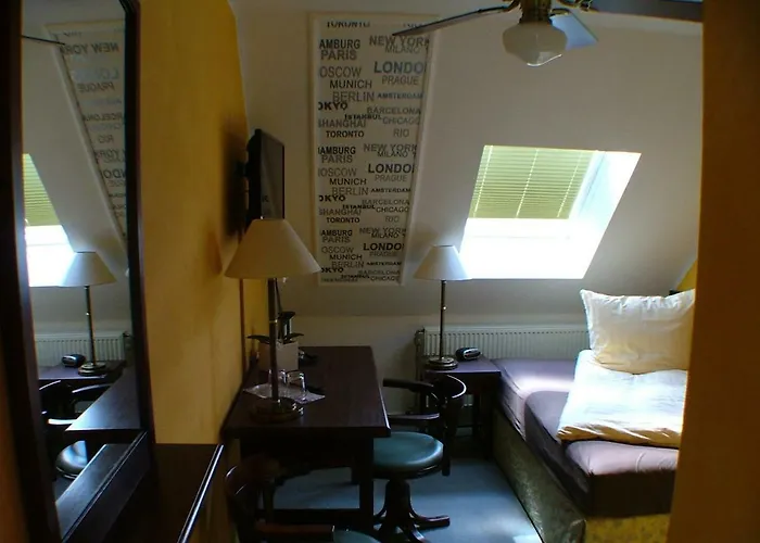 Hotel Garni Zur Lutherstadt 3*