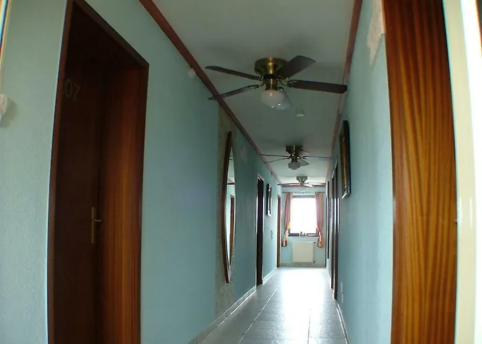 Garni Zur Lutherstadt Szálloda Lutherstadt Eisleben